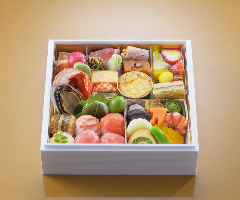 2024-05-25-09-41-34_利久七千円弁当0